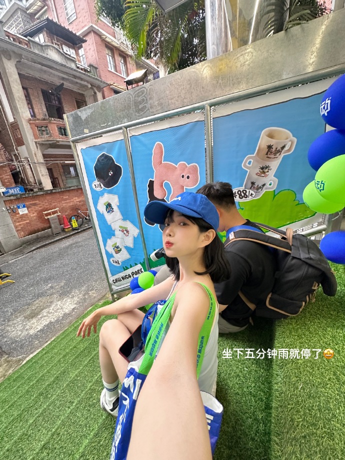 谢贤离世引发港圈哀悼，王菲与张柏芝三胎生父疑云再起